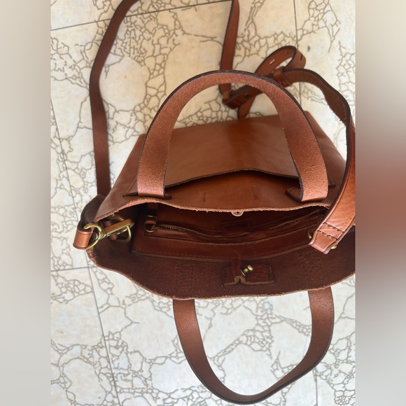 Madewell Leather Transport Crossbody - Picture 4 of 6